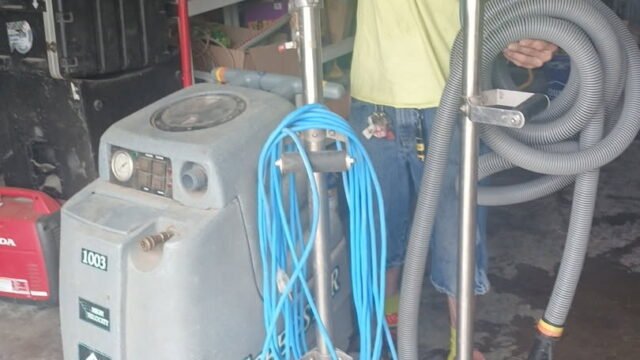 carpet-cleaning-machine-1
